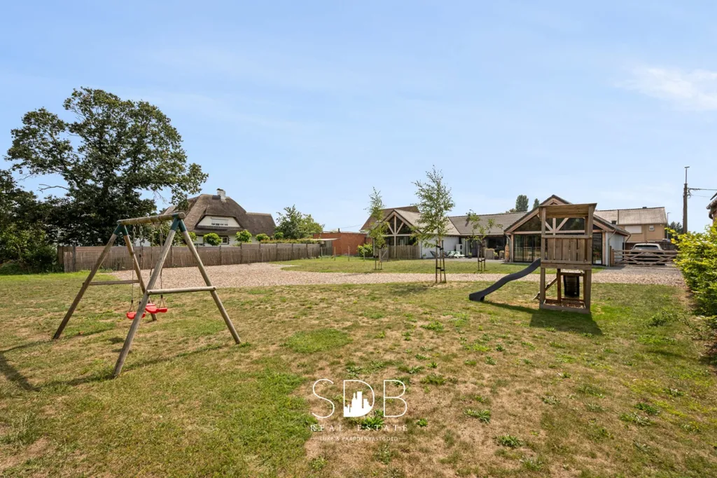 Aed - Contemporary House with Vineyard in Wachtebeke
