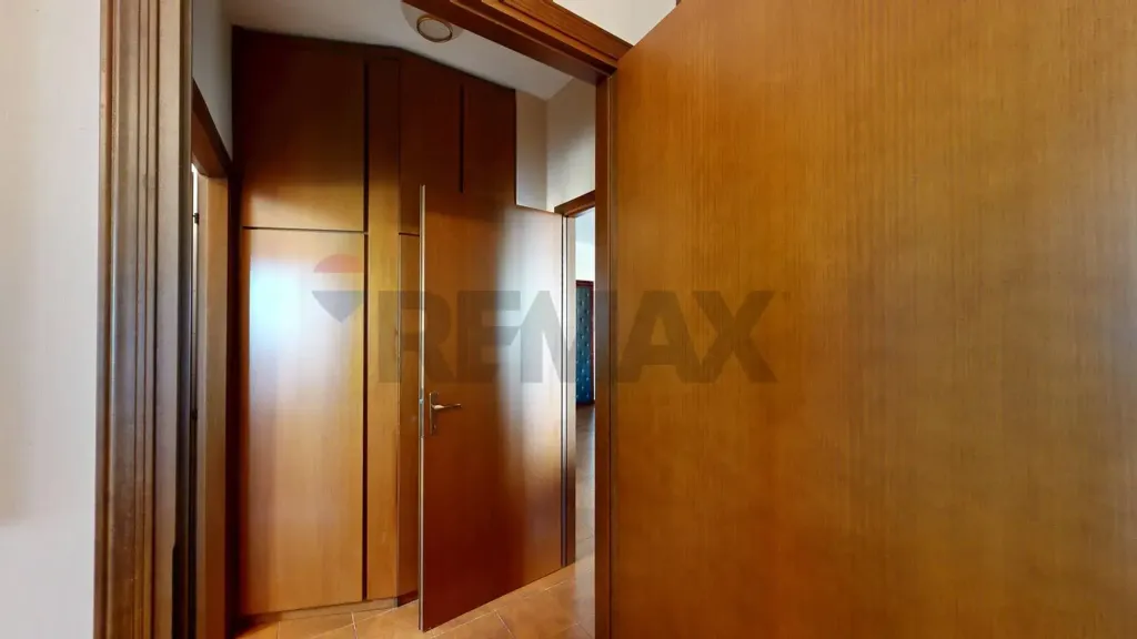 Entrée - Four-Bedroom Apartment with Balcony in Milan