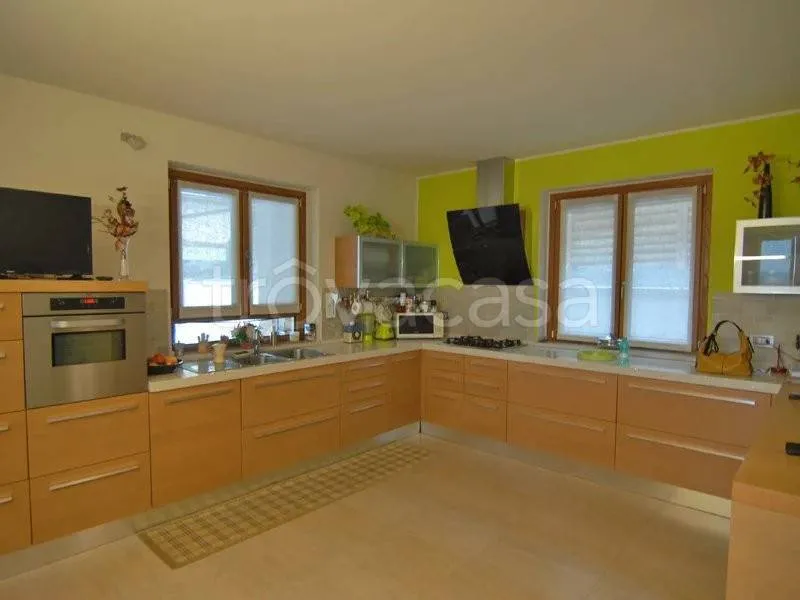 Cuisine - New Villa with Pool in Corneliano d'Alba