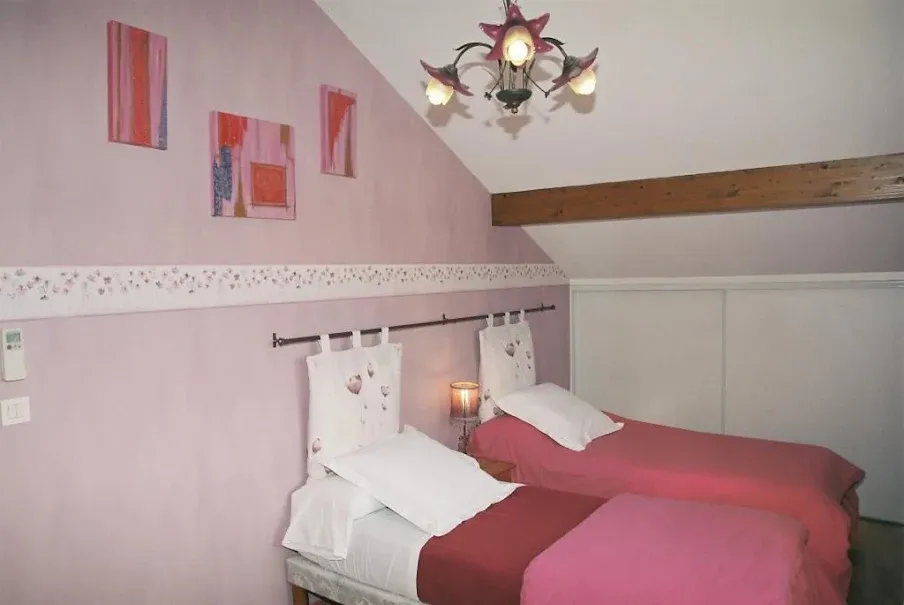 Chambres - Chambre Meublée pour Étudiant à Saint-Genis-Laval