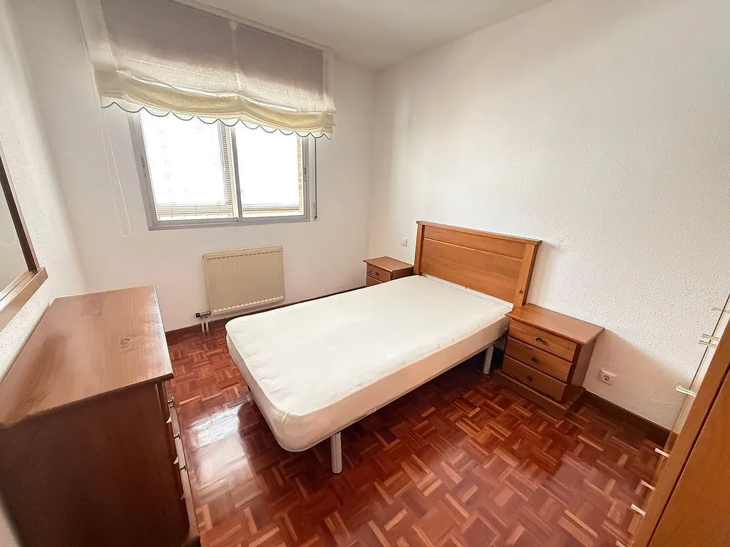 Chambres - Apartment with Terrace and Garage in Gamonal