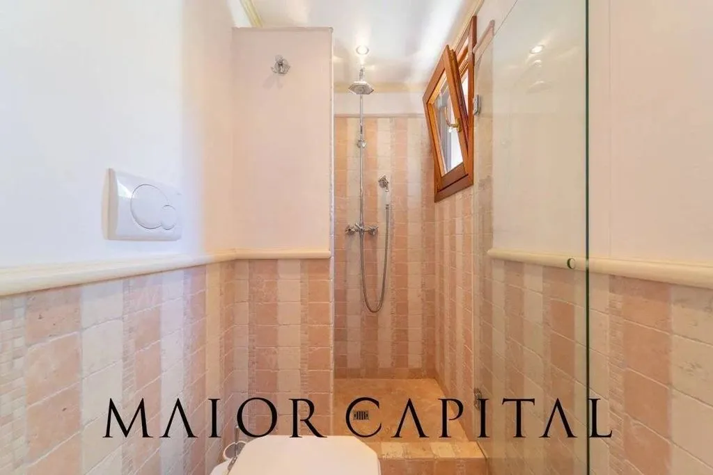 Vannitoad - Luxury Villa with Sea View in San Teodoro