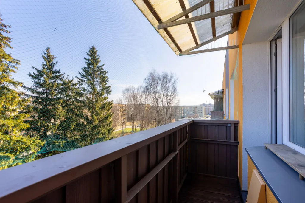 balcony
