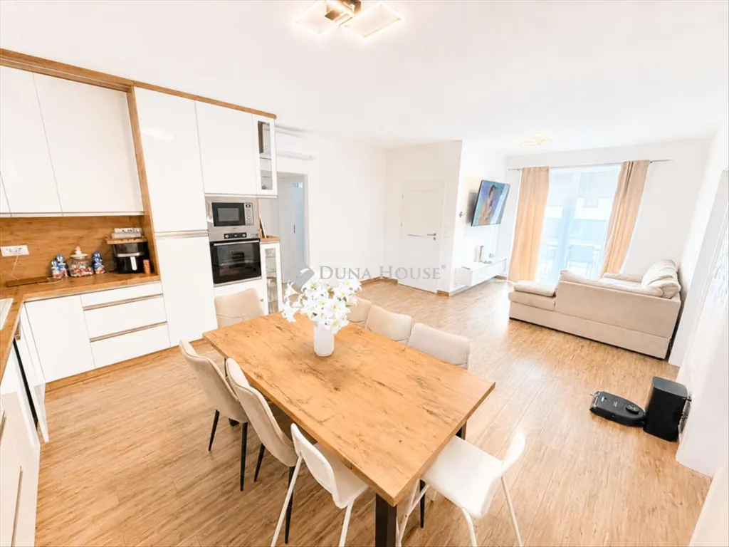 Sala da pranzo - Modern Duplex with Garden in Téglás