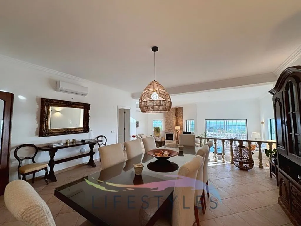 Söögituba - Luxury Villa with Coastal Views in Faro