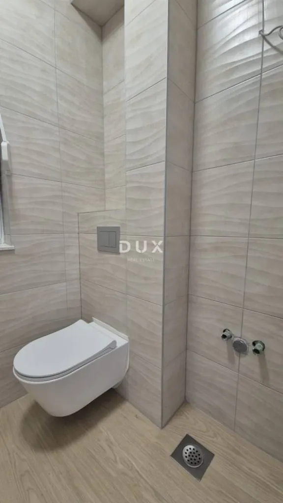 Vannitoad - Penthouse with Sea View in Vinjerač, Zadar