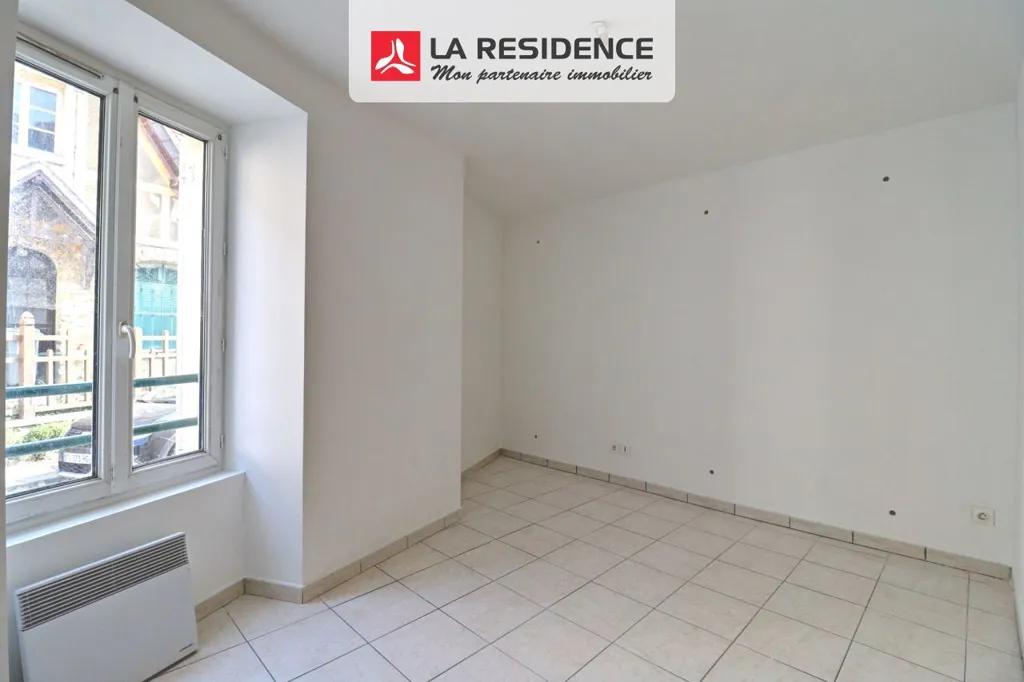 Pièces - Appartement F3 avec Parking à Chanteloup-les-Vignes