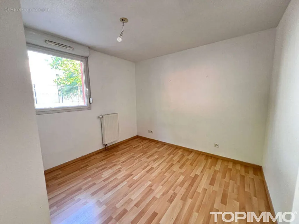 Stanze - 3-Bed Flat with Terrace in City Centre