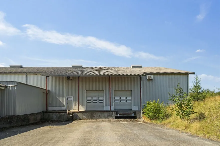 Välivaade - Warehouse with Office in Southern Randers