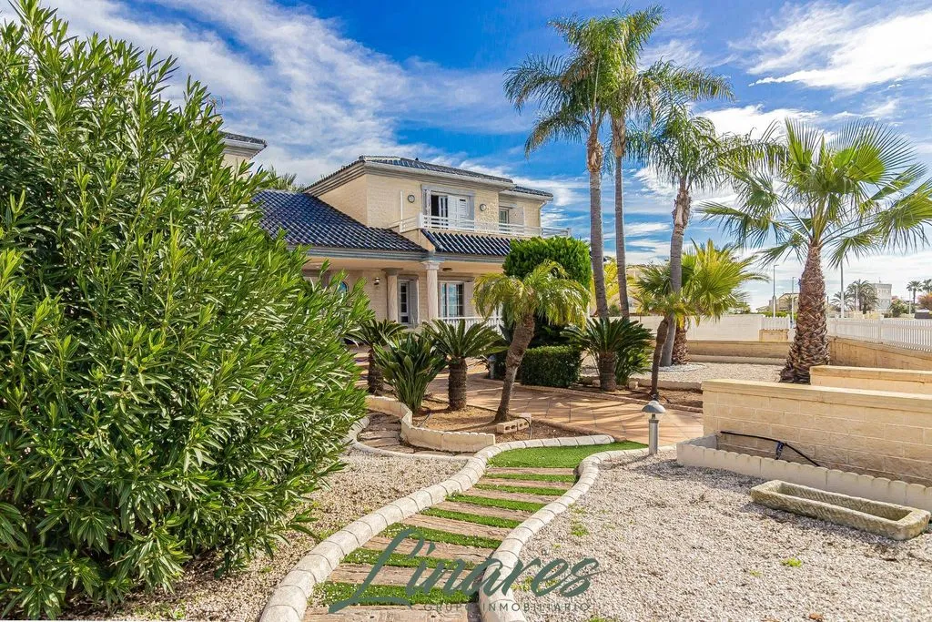 Aed - Luxury Villa with Sea View in La Manga del Mar Menor