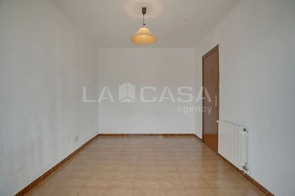 Apartment with Balconies in Bellvitge