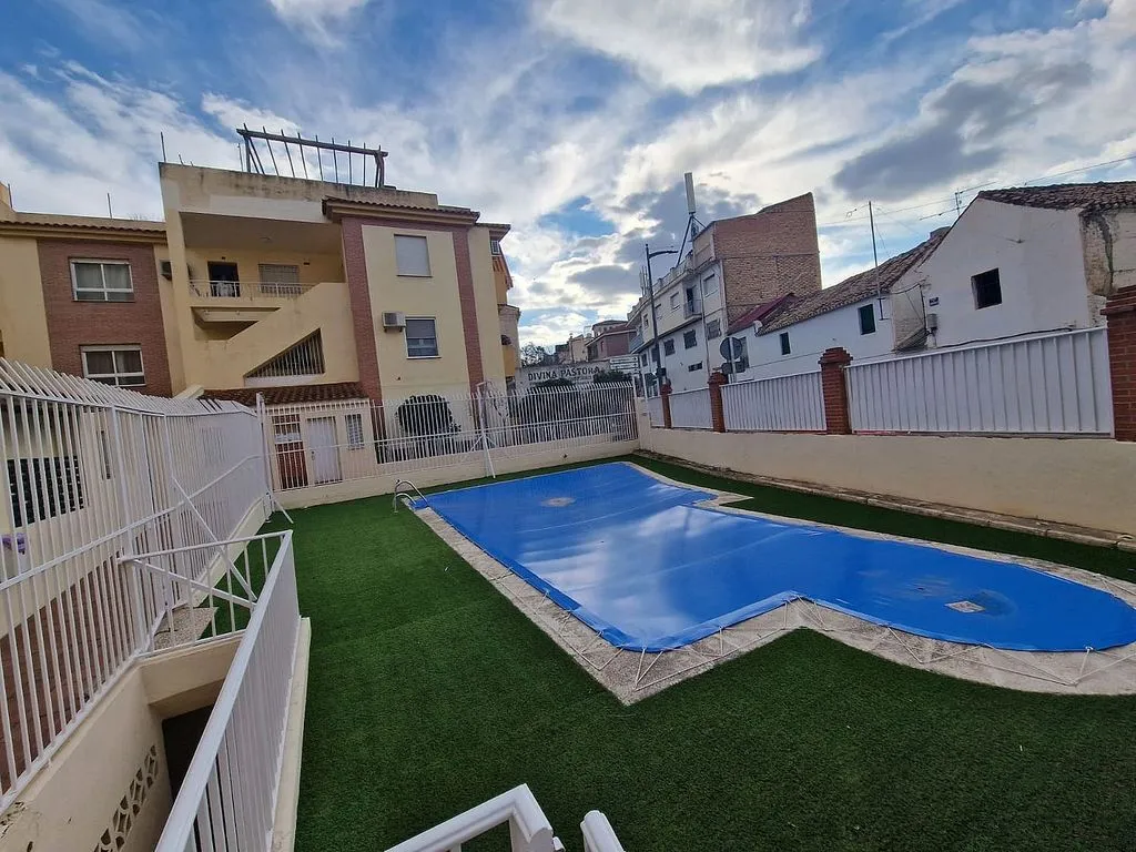 Bassein - 1-Bedroom Flat with Pool in Gójar