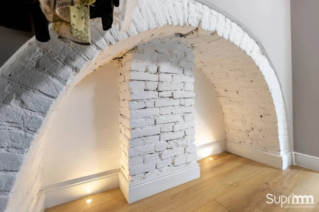 Pièces - Restored Apartment with Private Courtyard in Turin