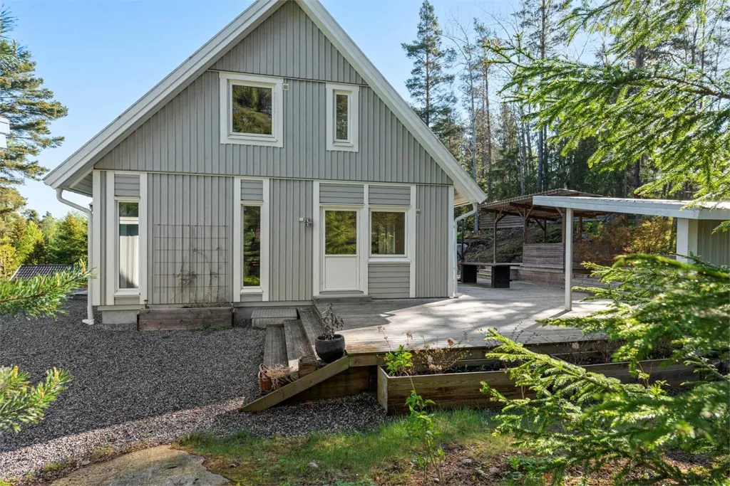 7-toaline maja asukohas Österåkers kommun