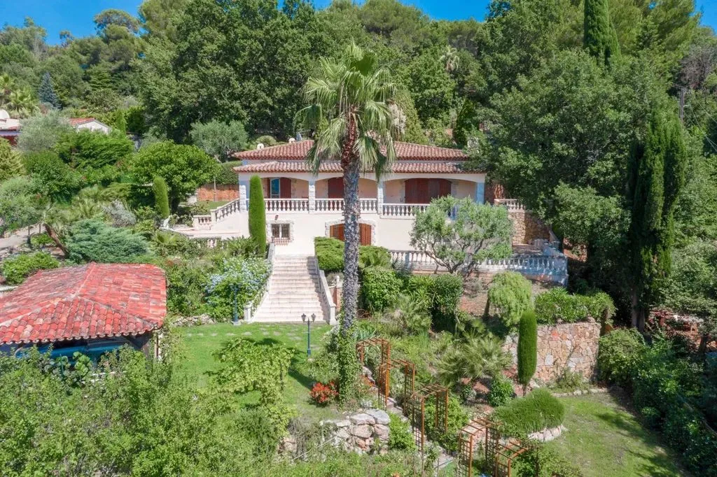 Õhuvaade - Luxury Villa with Sea View in Cannes