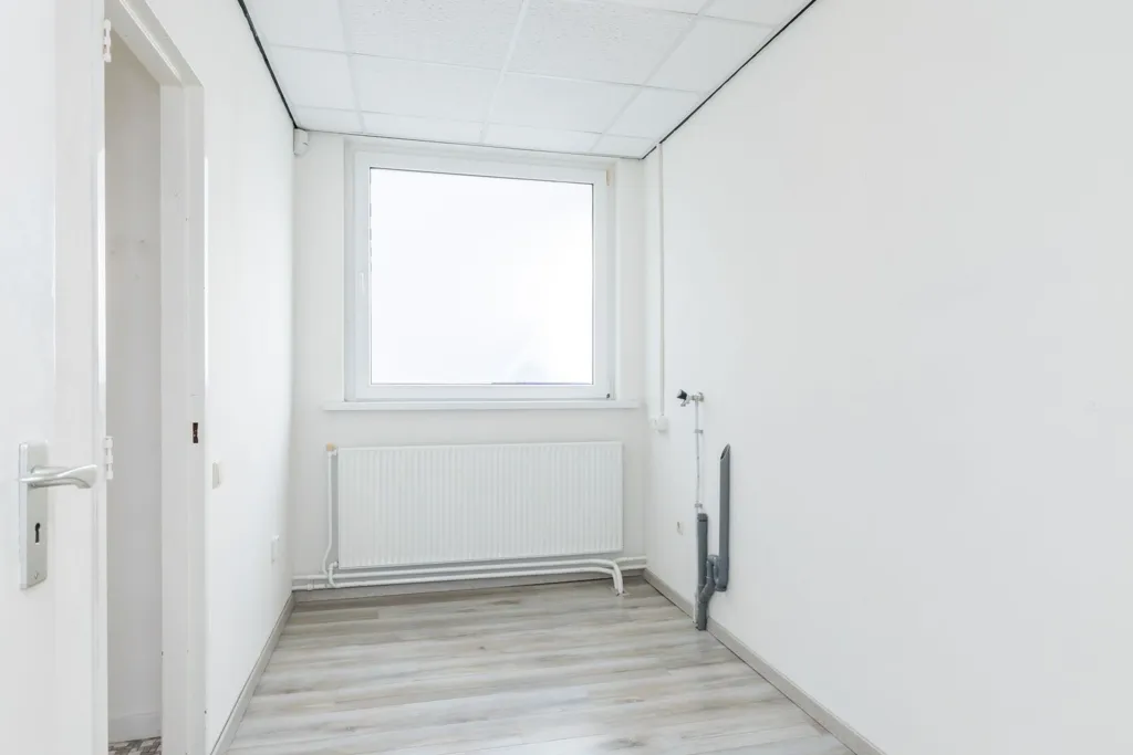hallway_entrance