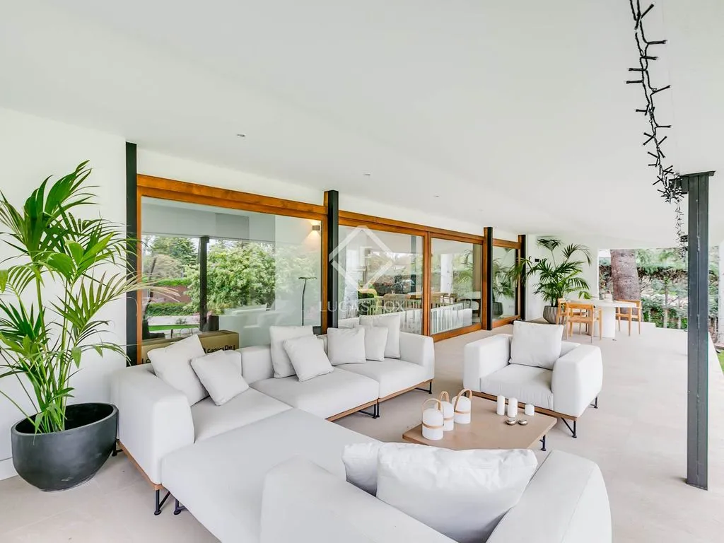 Terrasse - Luxury Villa with Pool in La Moraleja