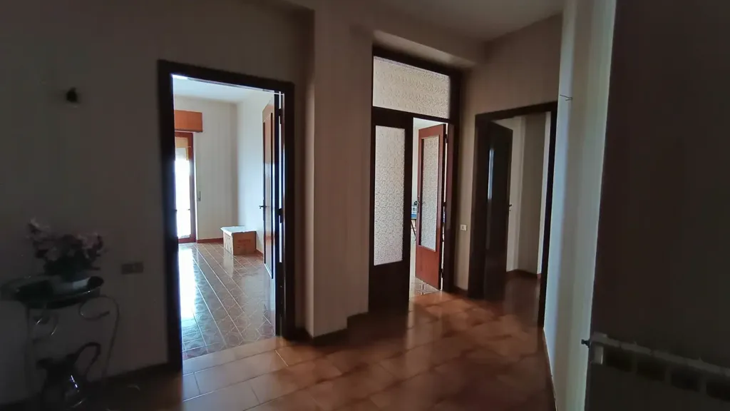 Entrée - Three-Bedroom Apartment with Balcony in Solofra