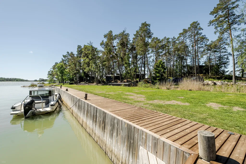 Giardino - Seafront Villa with Panoramic View in Naantali