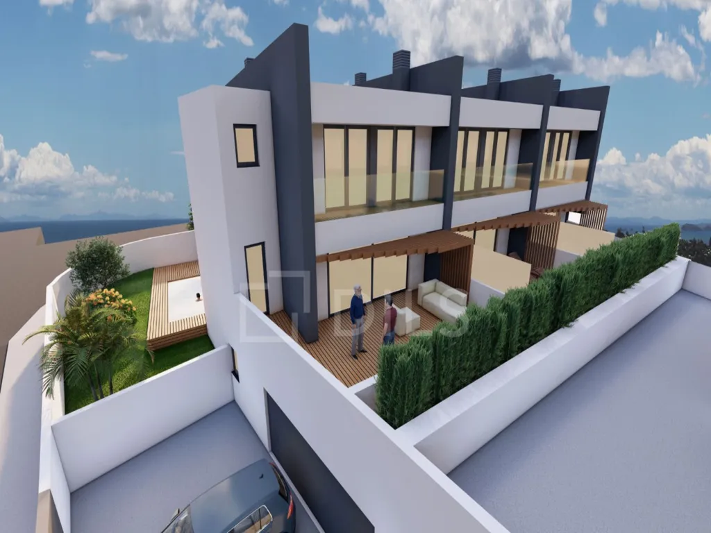 T3 House with Pool in Madalena