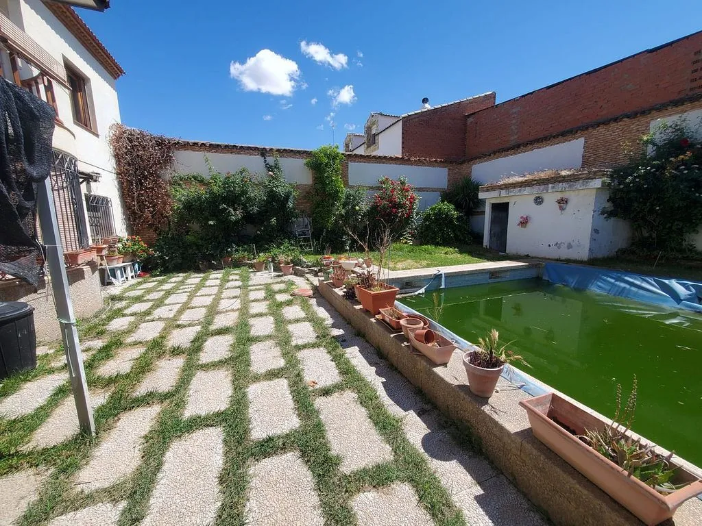 pool_area