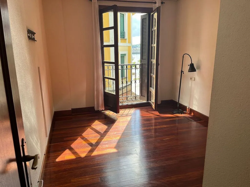 other_room