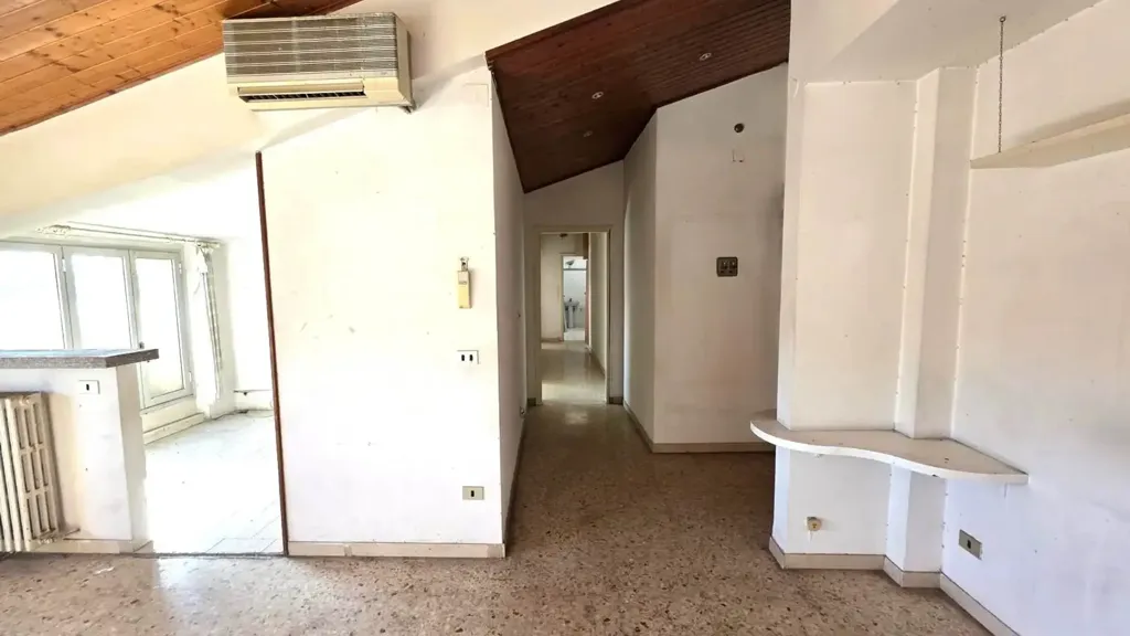 4-room apartment in IT