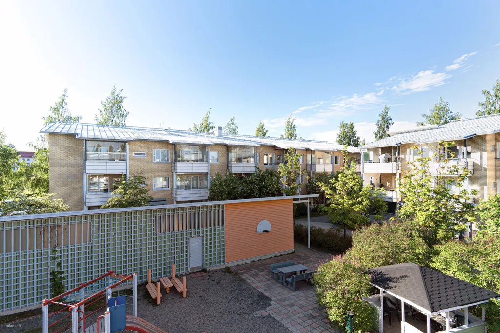 Aed - Efficient Two-Bedroom Flat with Balcony in Oulu