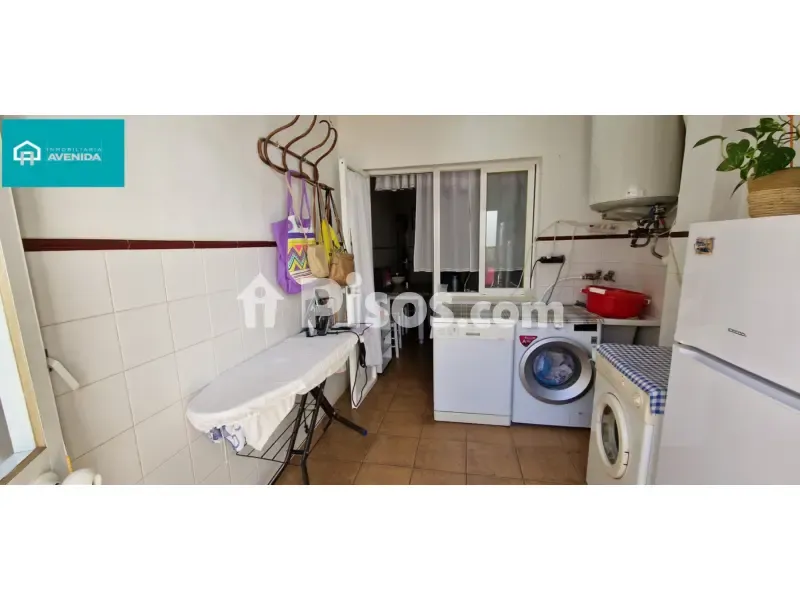 Buanderie - House with Private Garden in Central Ensanche