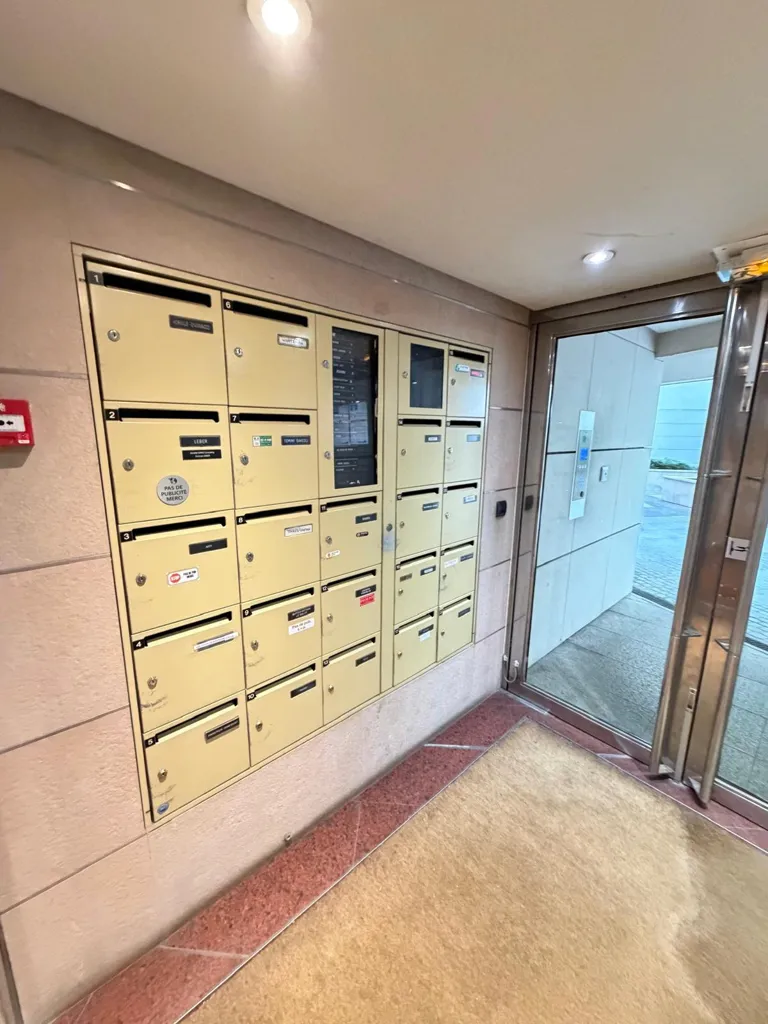 Entrée - Appartement Meublé avec Balcon à Rueil-Malmaison
