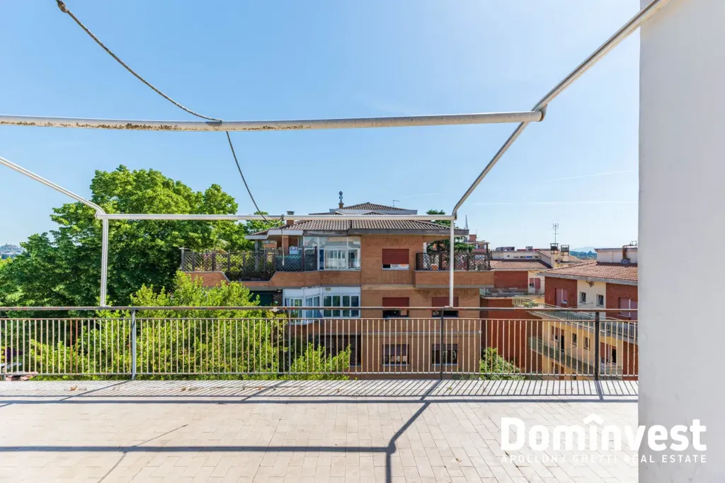 Rõdu - Attico with Panoramic Terrace in Via Aurelia
