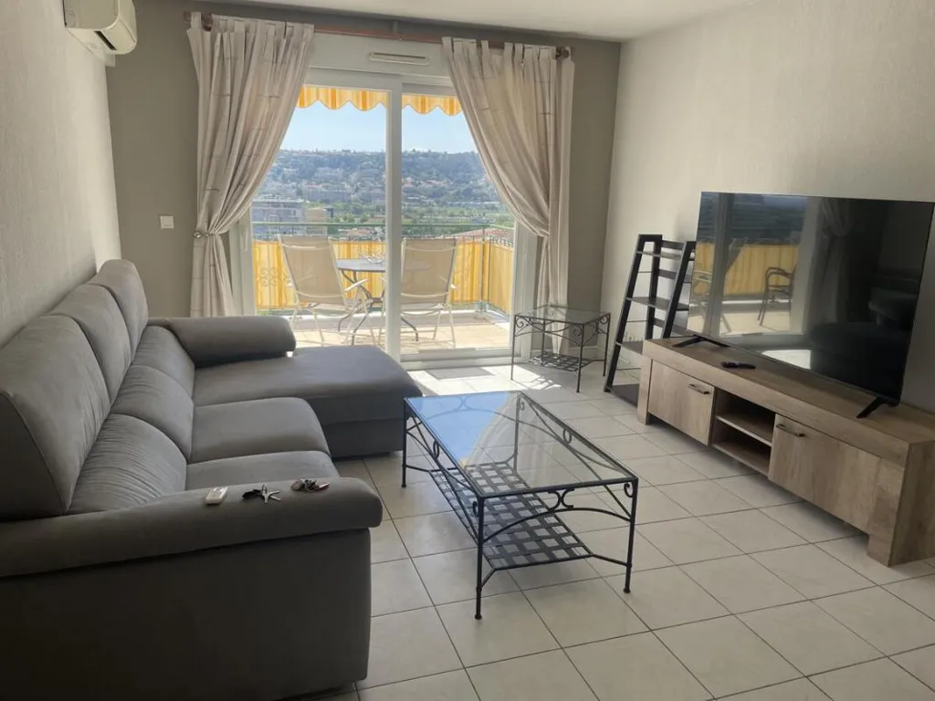 Séjour - Appartement avec Vue Mer et Terrasse à Corniche Fleurie