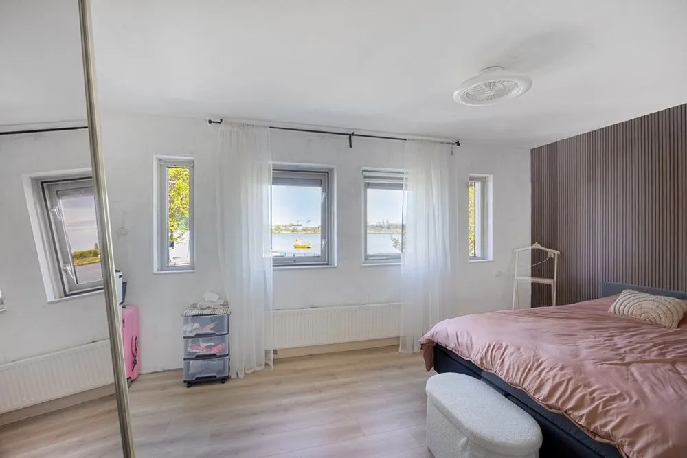 5-toaline maja asukohas Ridderkerk