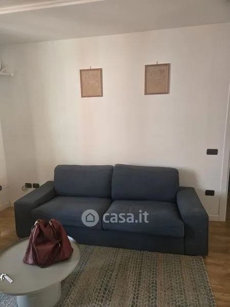 Séjour - Fully Furnished Triplex with Balcony in Caserta
