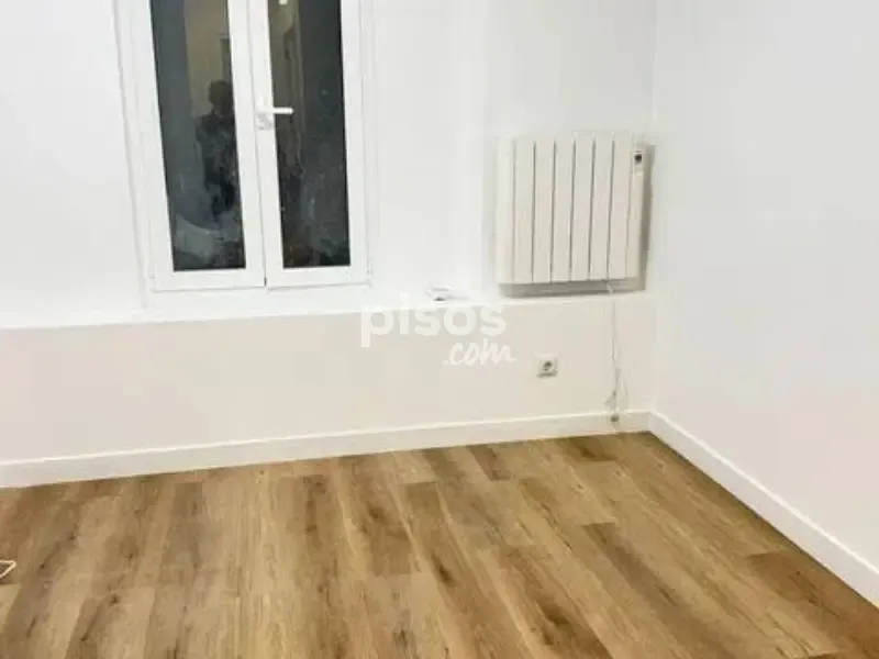 Pièces - Reformed Flat with Balcony in Bilbao's Old Town