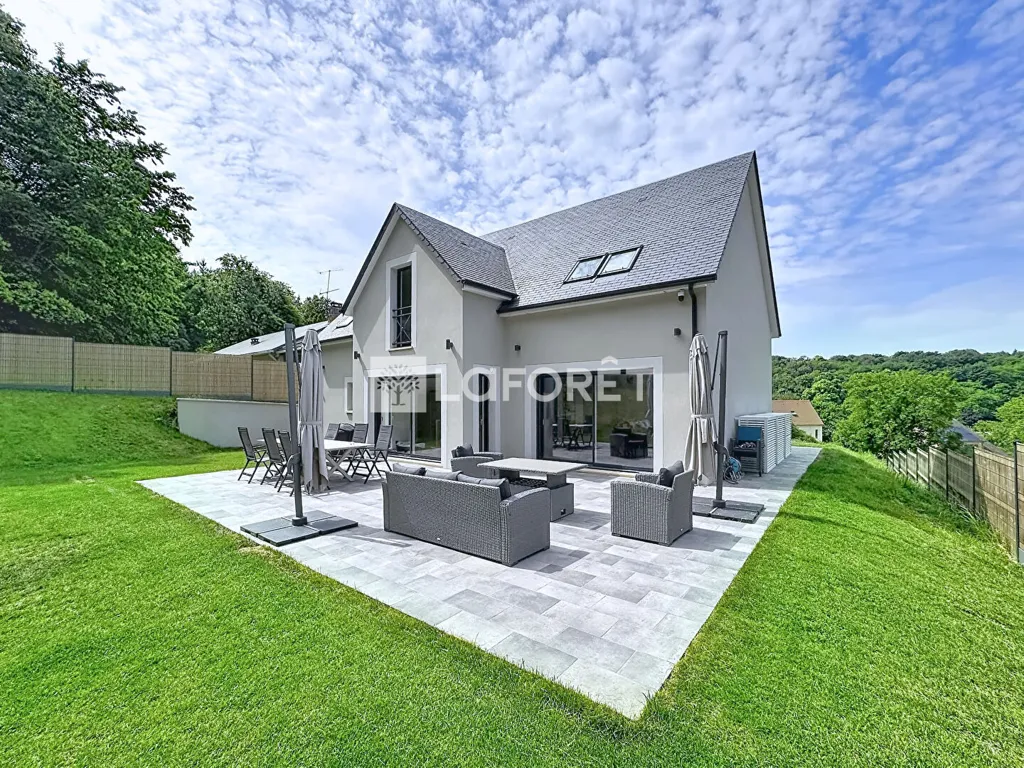 Extérieur - Maison avec vue dégagée et terrasse à Vernon