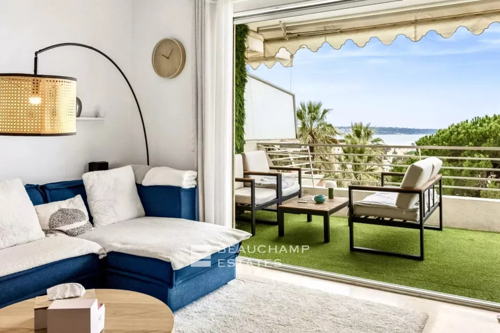3-toaline korter asukohas Cannes