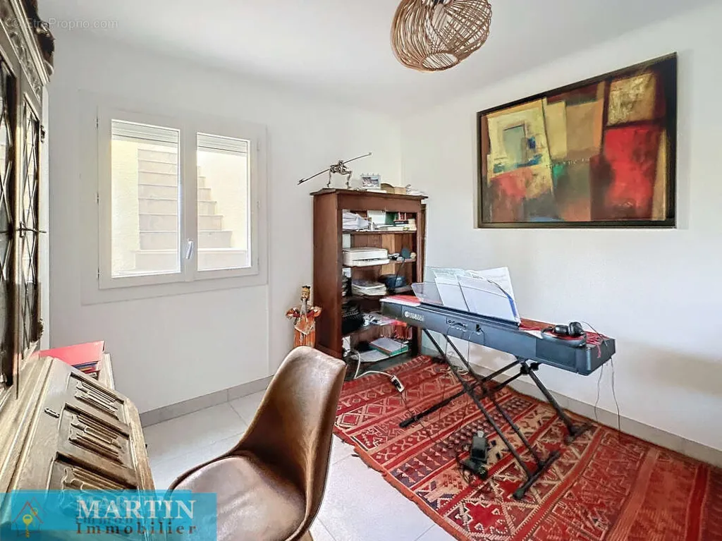 Kabinet - Villa with Garden View in Le Boulou