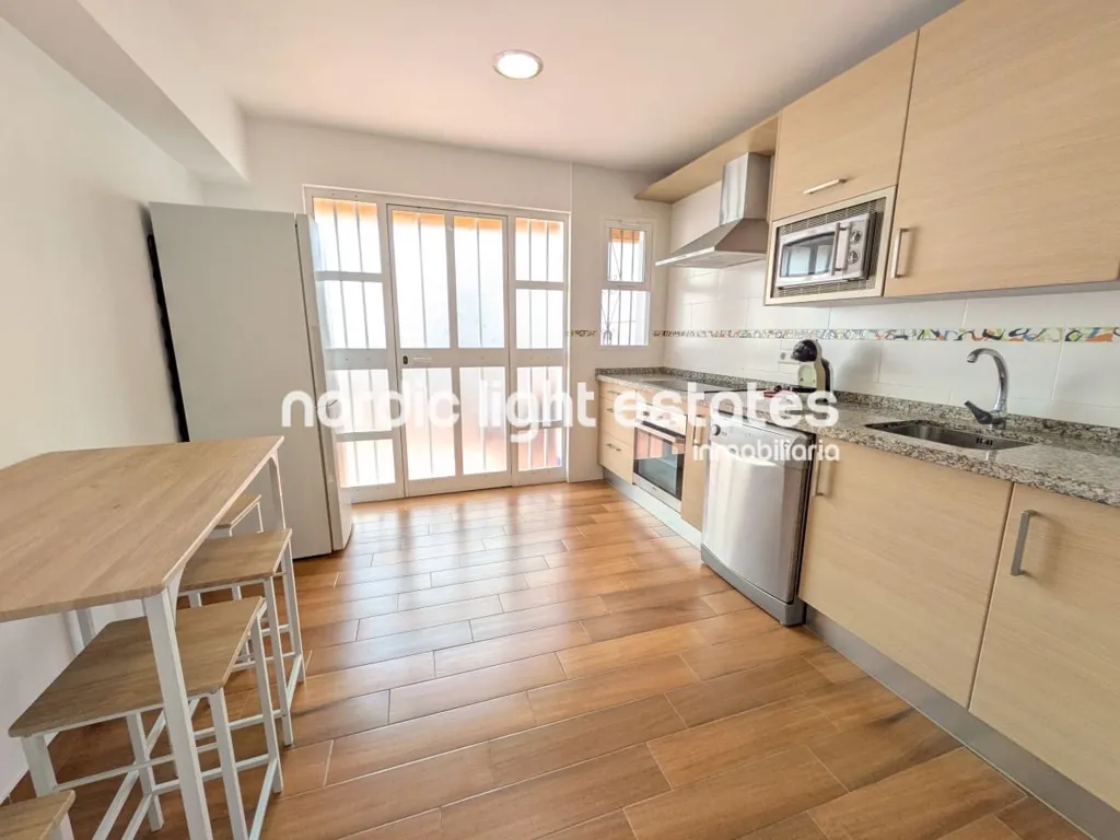 Köök - Ground Floor Flat with Patio in Nerja Centre