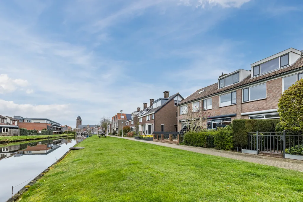 Extérieur - Modern Tussenwoning with Water View in IJssel