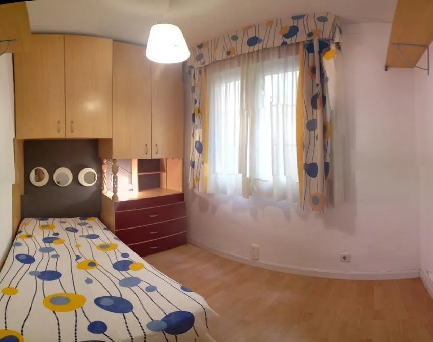 Magamistoad - Student-Friendly Flat with Terrace in Granada