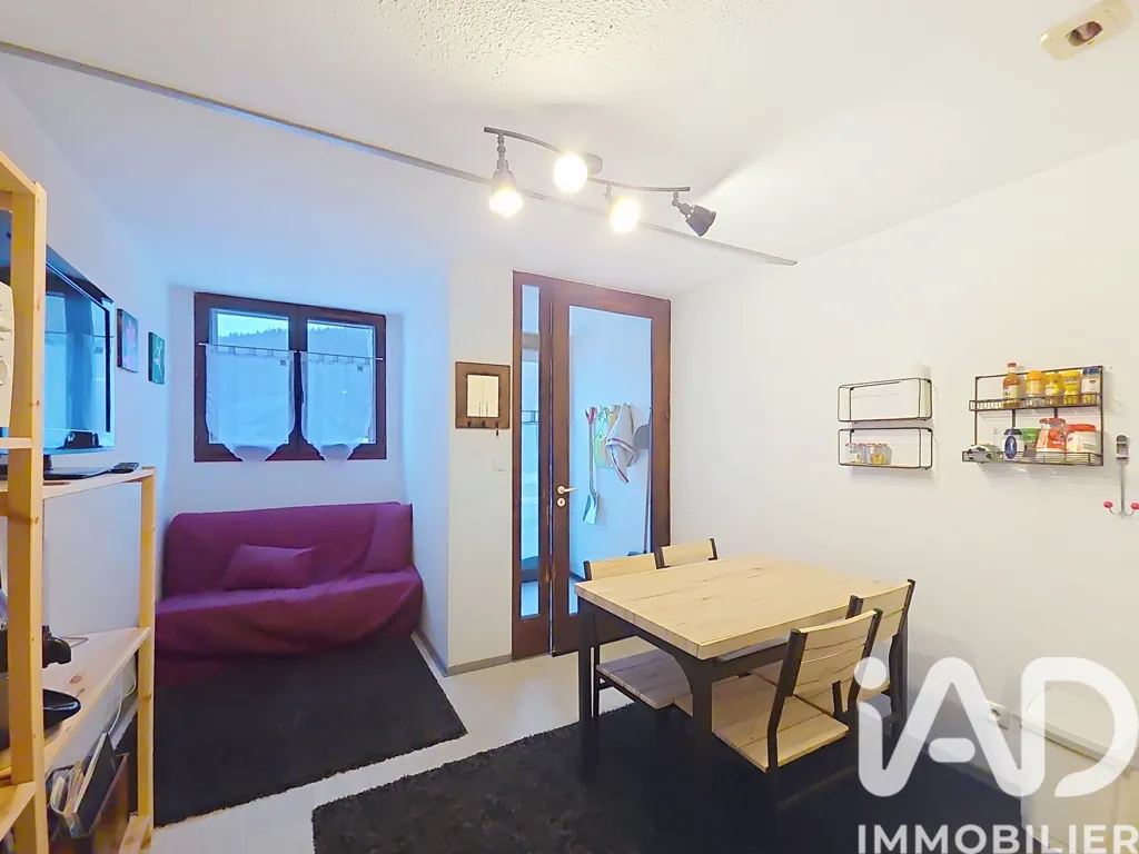 Salle à manger - Appartement pour Investisseur à Mijoux