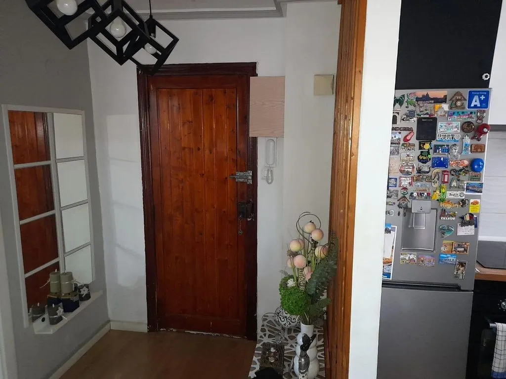 hallway_entrance