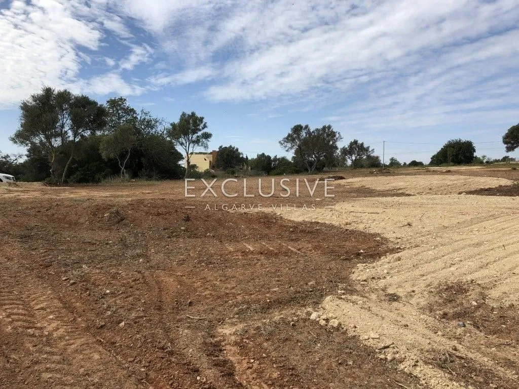 Jardin - Building Land with Pool Project in Almancil
