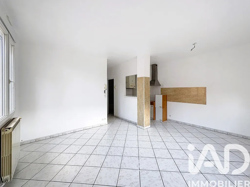 Cuisine - Appartement avec jardin commun à Boulevard Gambetta