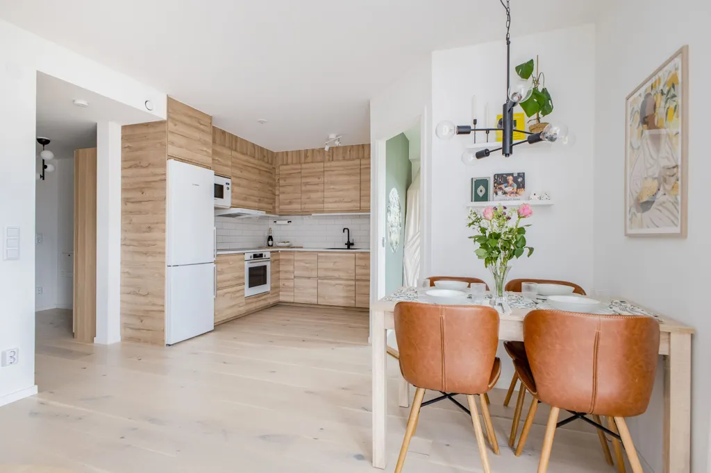 Dining Room - Modern Flat with Balcony in Källtorp, Västerås