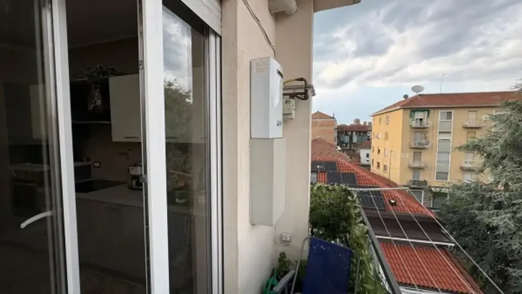 Balcone - Rearranged Apartment with Balcony in Asti