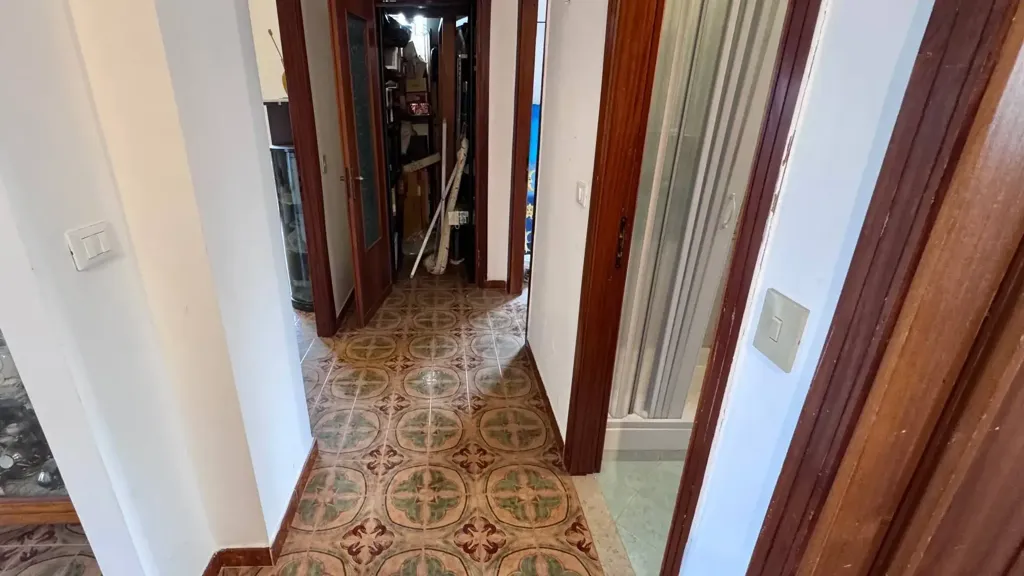 Esik - 3-Bedroom Apartment with Balcony in Palermo