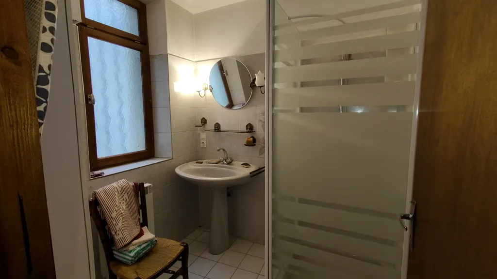 Bagni - Charming Village House with Workshop in Sumène
