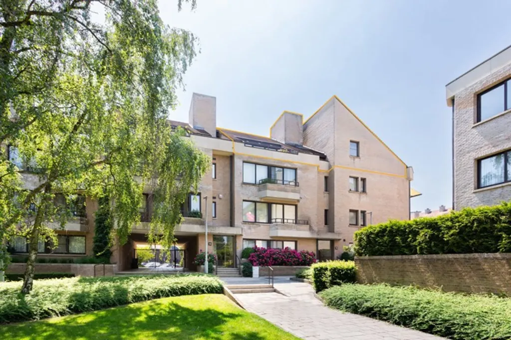 Aed - Duplex Penthouse with Terraces in Linkeroever